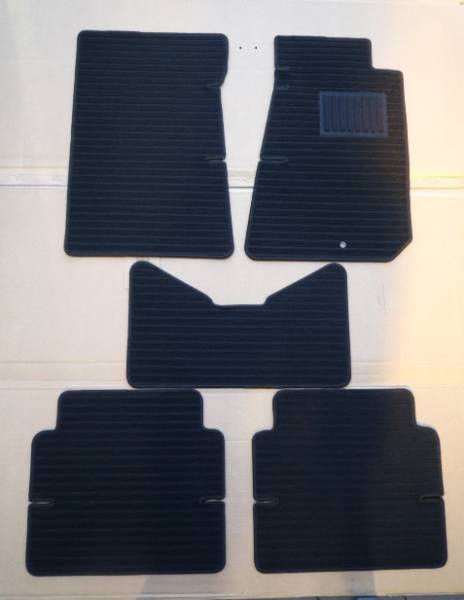 ☆AE85/AE86レビン トレノ フロアマット 新品 ☆選べるカラー5色☆ A-k+⑧2拍卖