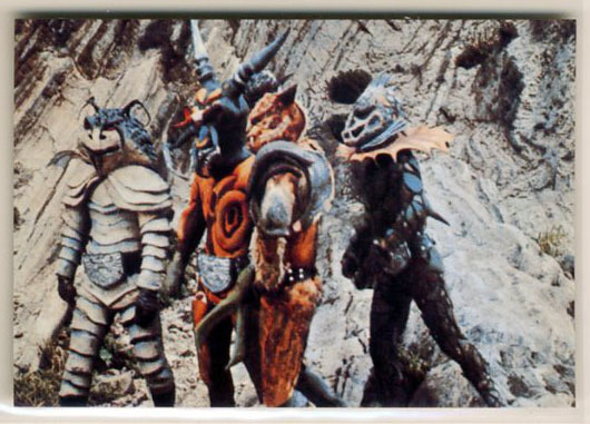 ◆防水対策 厚紙補強 カルビー 仮面ライダーチップスカード(1999 復刻版) 197番 4怪人とライダーの戦い トレカ 即決拍卖