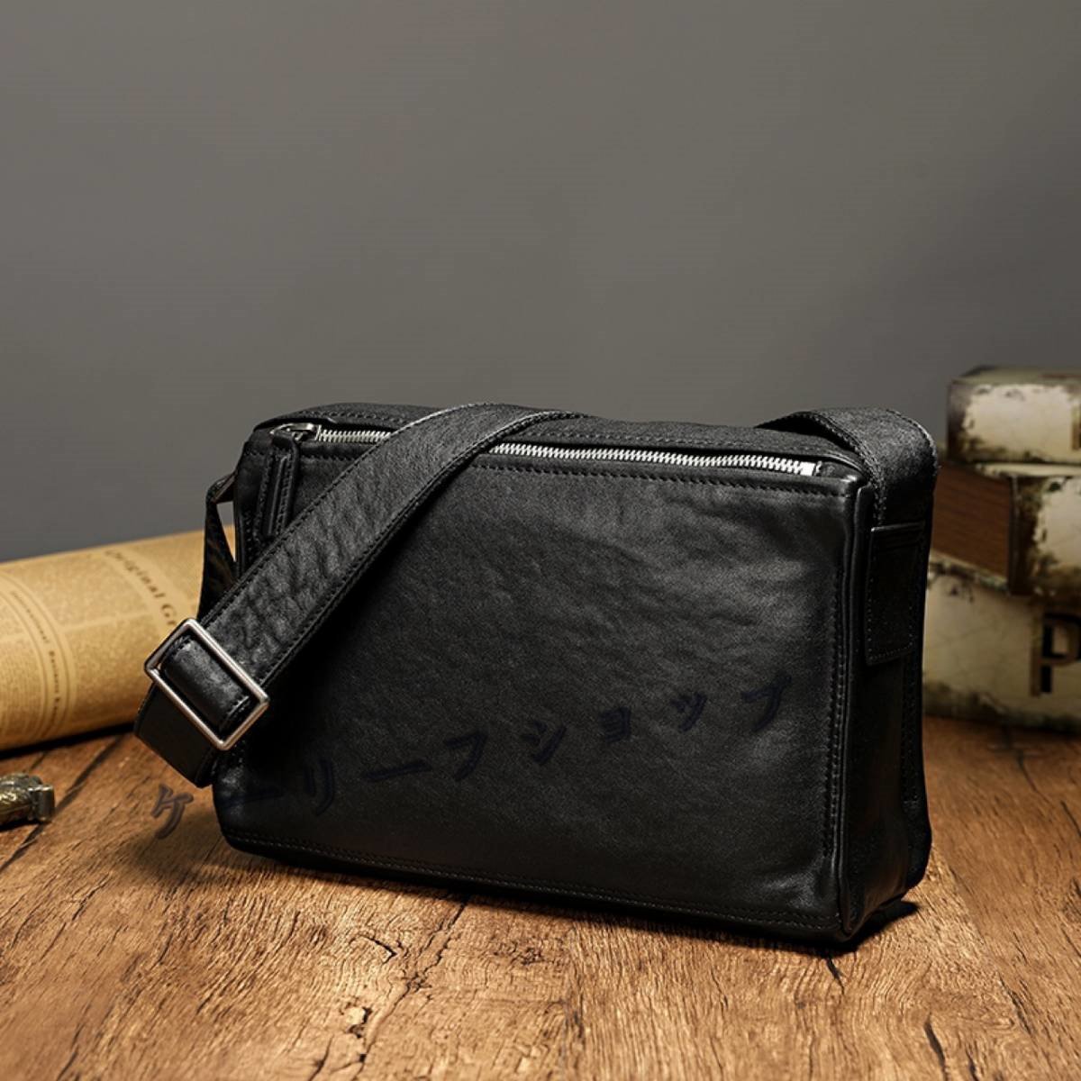 【ケーリーフショップ】本革 メンズバッグ ショルダーバッグ メッセンジャーバック 斜めがけ 肩掛け レザー ビジネスバッグ おしゃれ大容量拍卖