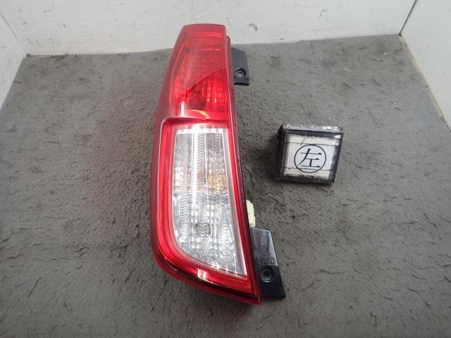 eKスペース DBA-B11A 左テールランプ W13 8330A917拍卖