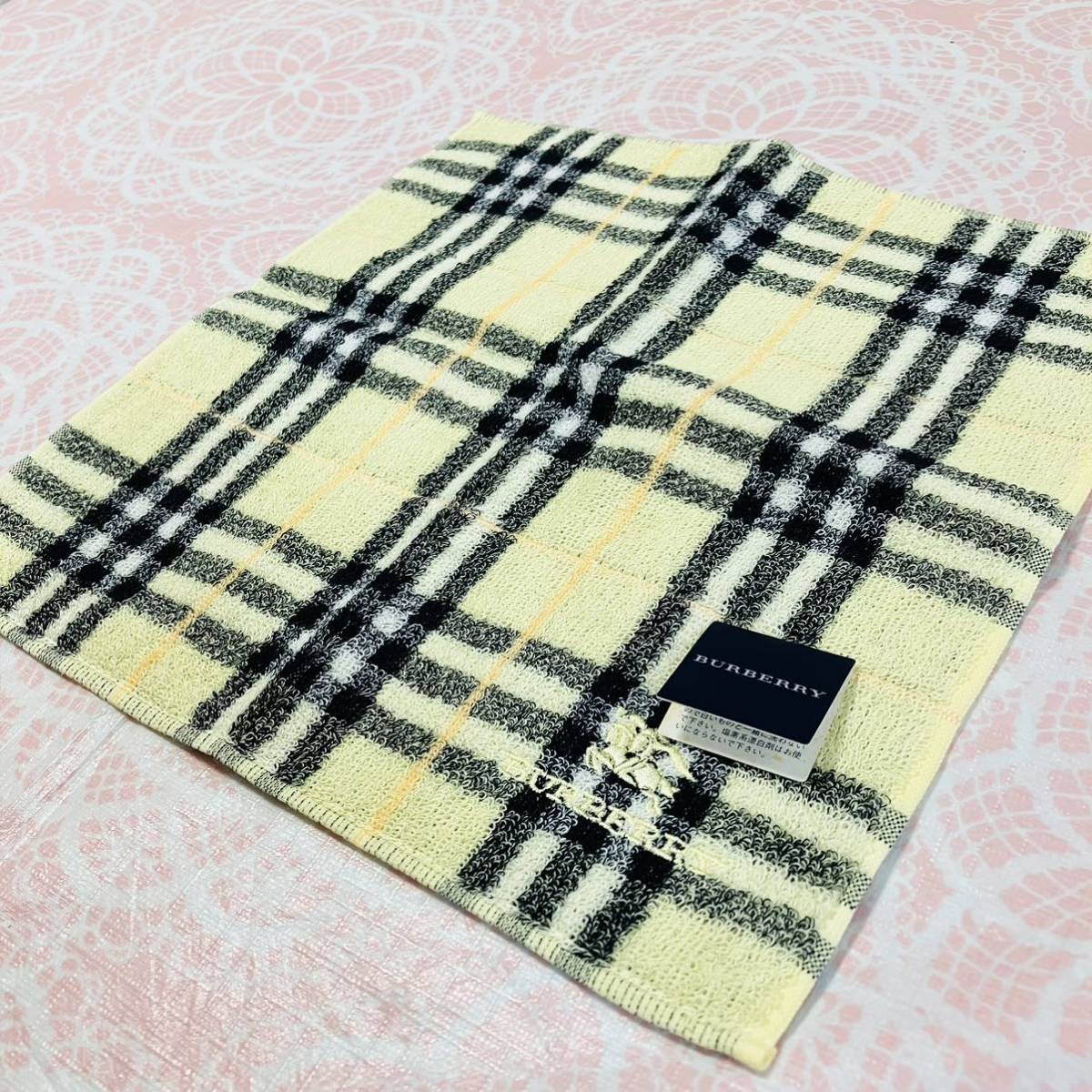 【人気柄】新品/BURBERRY/タオルハンカチ/正規品/バーバリー/綿100%/未使用/即決/匿名発送/ノバチェック/ハンドタオル/ホースマーク/黄色/6拍卖