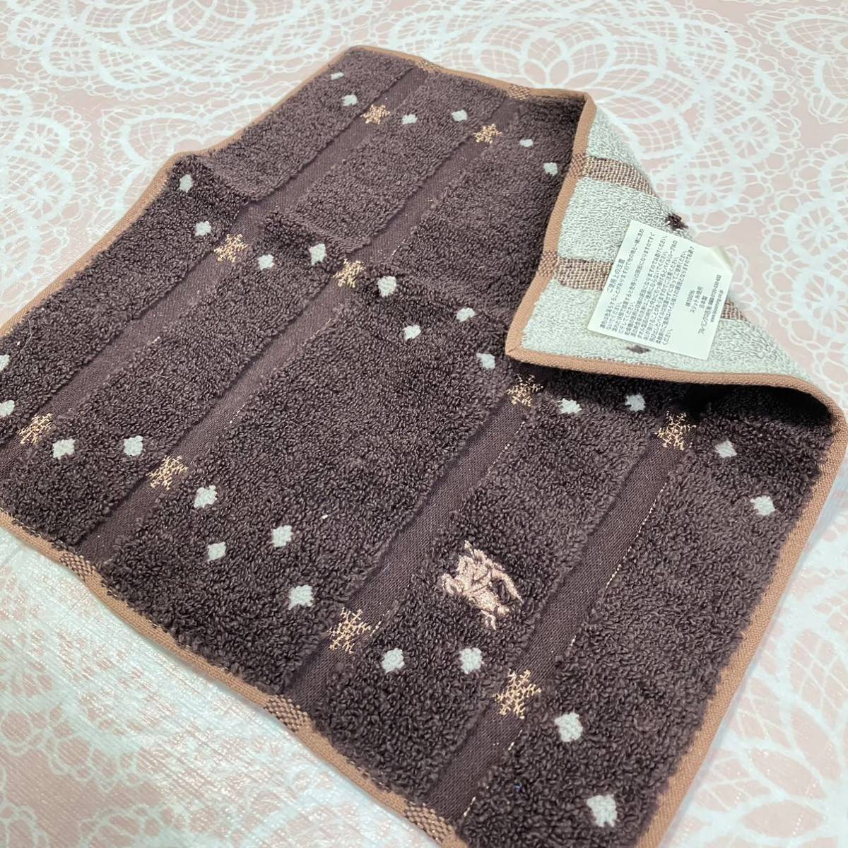 【レア】新品/BURBERRY/タオルハンカチ/正規品/綿100%/未使用/即決あり/匿名発送/バーバリー/ノバチェック/結晶/雪/タグ付き/ラメ/茶色拍卖