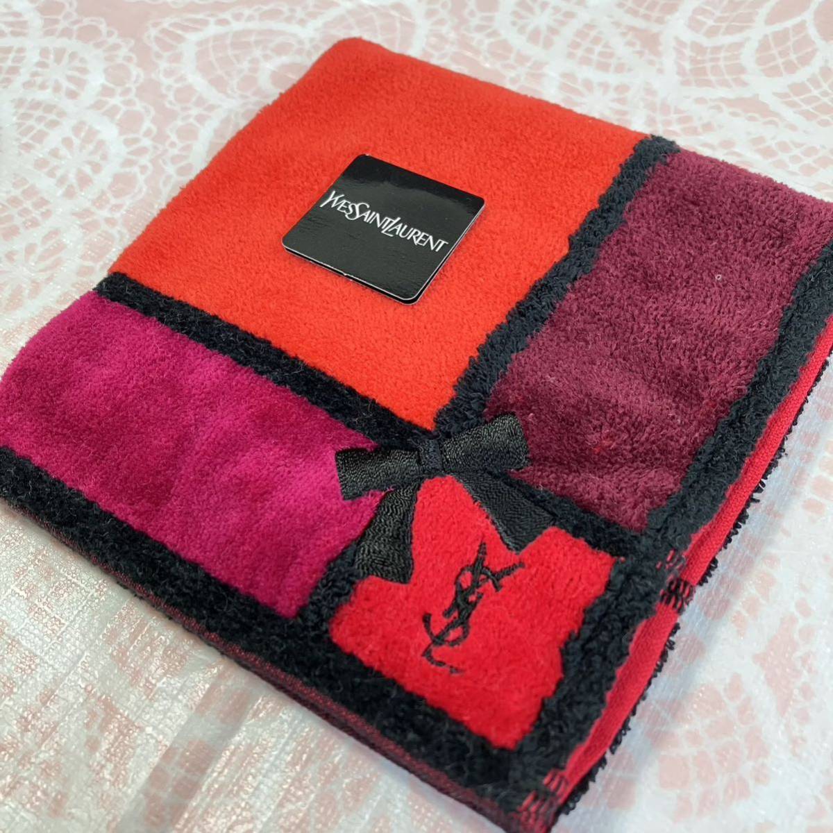 【人気柄】新品/イヴサンローラン/タオルハンカチ/正規品/未使用/YVES SAINT LAURENT/YSL/ハート/タグ付き/レディース/リボン/赤/綿100%拍卖
