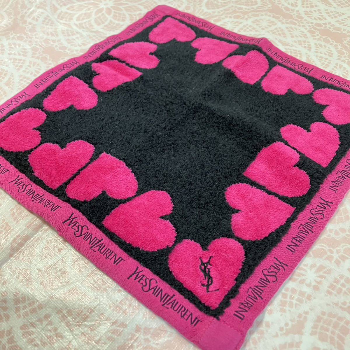 【人気柄】新品/イヴサンローラン/タオルハンカチ/正規品/未使用/YVES SAINT LAURENT/YSL/綿100% /ピンク/大判/日本製/ハート/ハンドタオル拍卖