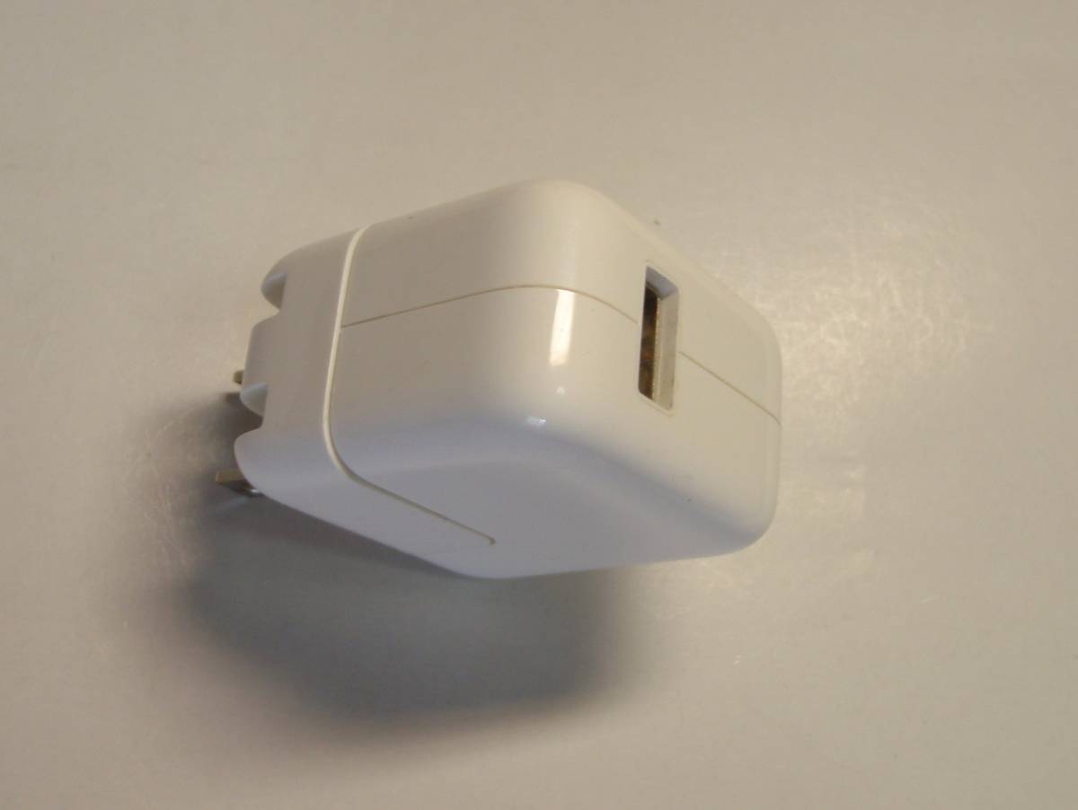 Apple 純正 iPhone/iPad用 10W ACアダプタ充電器拍卖