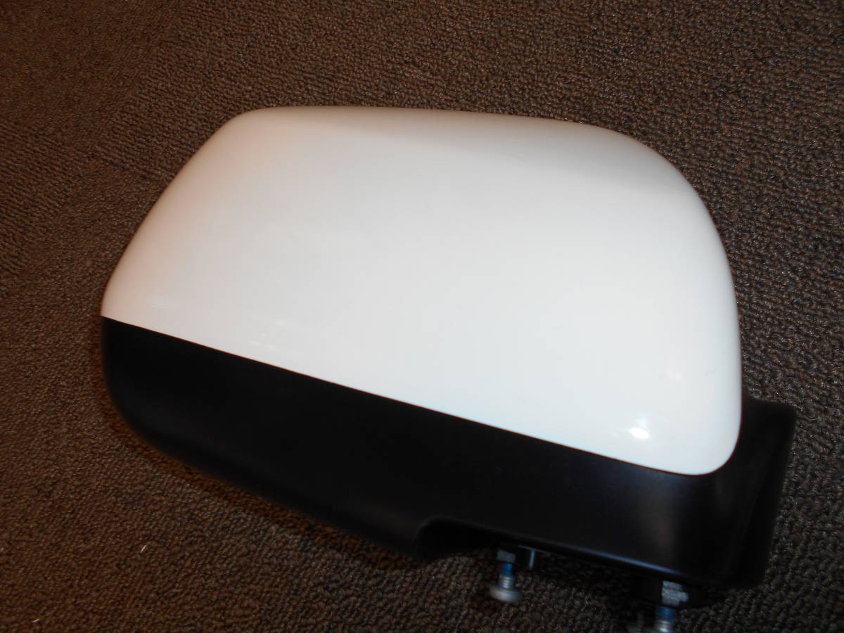 #137 bBサイドミラー ドアミラーカバー 白系 右 MURAKAMI 7830拍卖