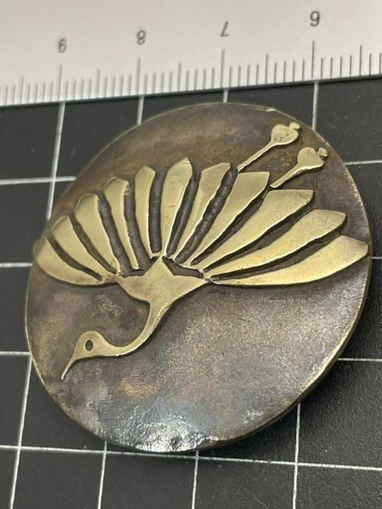 家紋コンチョ★大サイズ★真鍮★菊鶴★菊紋★残2★他にも家紋系沢山あり拍卖