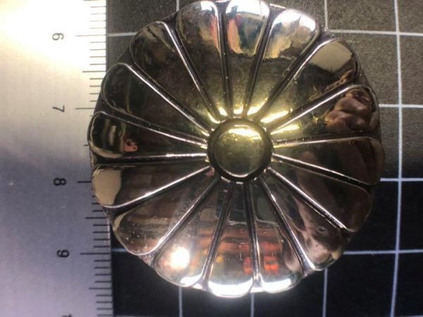 家紋コンチョ★菊紋★十六菊★大★真鍮製拍卖