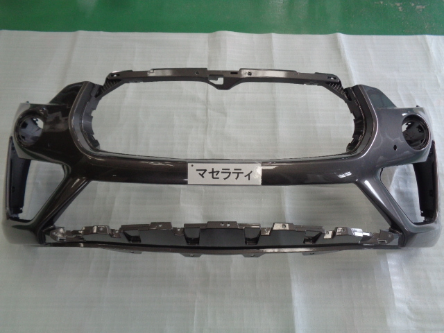 マセラッティ レバンテ MLE30 フロントバンパー 即決 6398拍卖