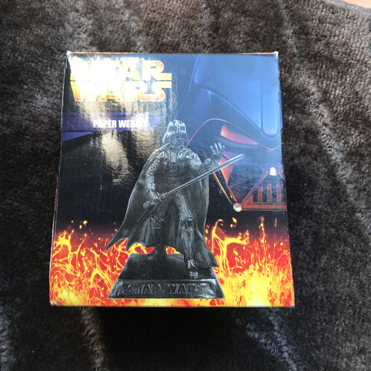 STAR WARS ダース・ヴェイダー ペーパー・ウェイト 未使用拍卖
