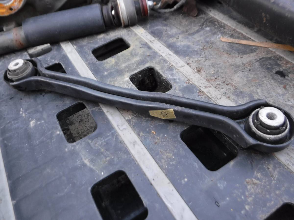 BMW 320i ツーリング リア アーム ロッド リンク 右 VR20 E91 ホワイト ワゴン 318i 320i 323i 325i 328i 330i拍卖