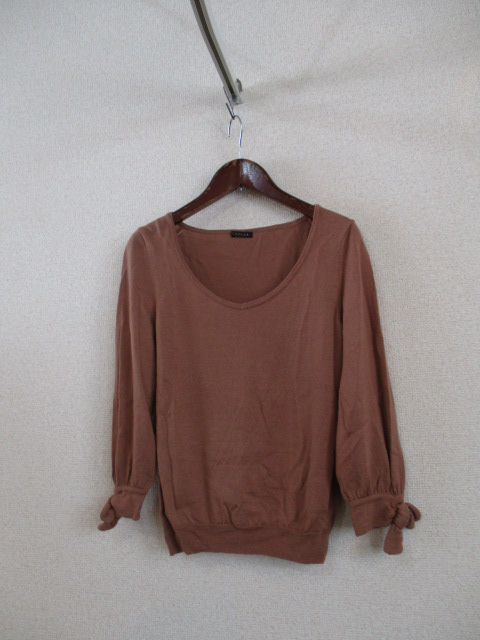 CROLLA(アクアガール)くすみピンク7分袖Vネックニット(USED)30218)拍卖