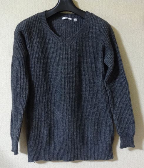 ユニクロ セーター グレー 丸首 リブ編み Mサイズ ニット ymdnrk k f ②0224拍卖