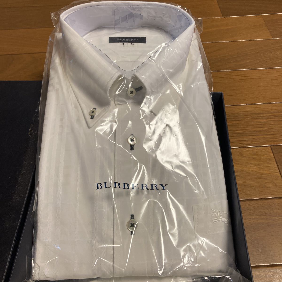 ワイシャツ 大丸 オーダー (ネーム入り)バーバリー オーダー拍卖