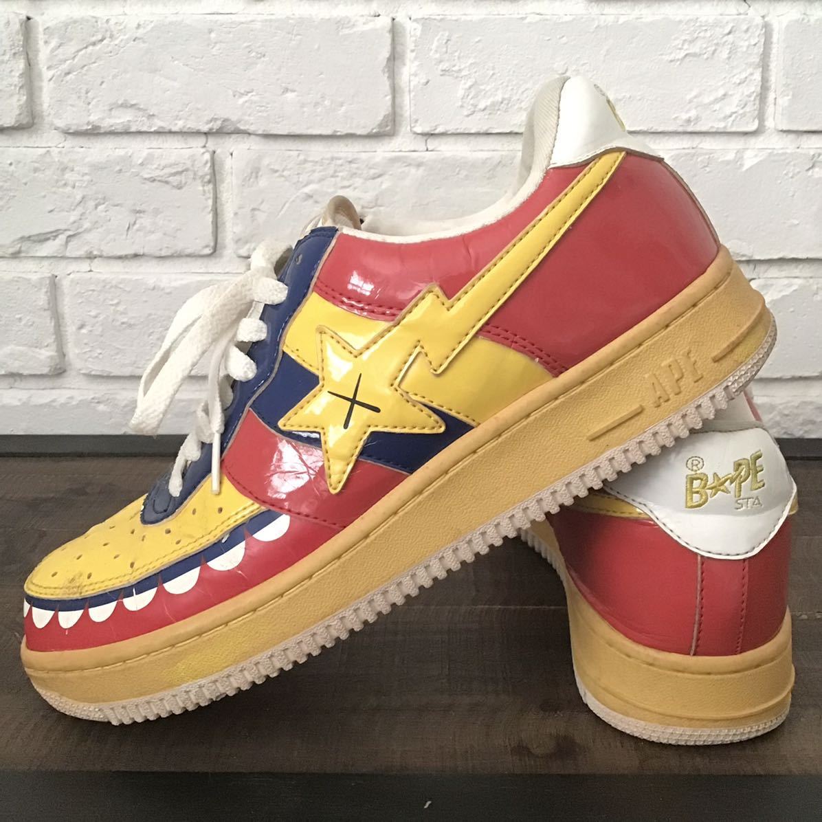 KAWS CHOMPERS BAPESTA 27.5cm US9.5 a bathing ape BAPE STA shoes sneakers カウズ エイプ ベイプ ベイプスタ スニーカー NIGO w3拍卖