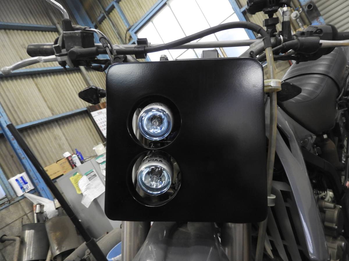 バイク用 アイアン製ライトカバー 汎用品 ワンオフ製作拍卖