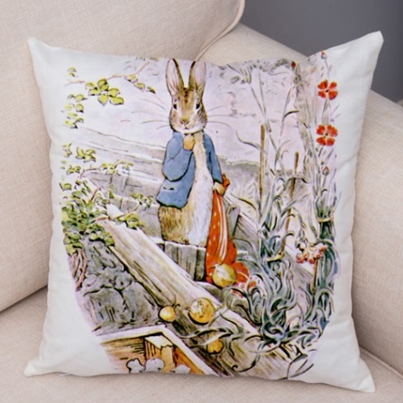 新品 ピーターラビット クッションカバー H うさぎ拍卖