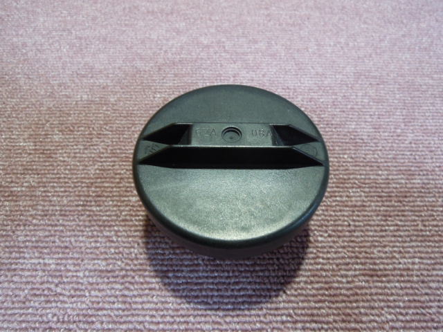 トヨタ エスティマ ACR40W フューエルキャップ 燃料キャップ 給油口キャップ 中古 A1190拍卖