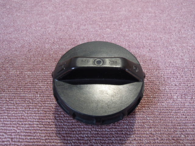 ホンダ ステップワゴン RF6 フューエルキャップ 燃料キャップ 給油口キャップ 中古 A1501拍卖