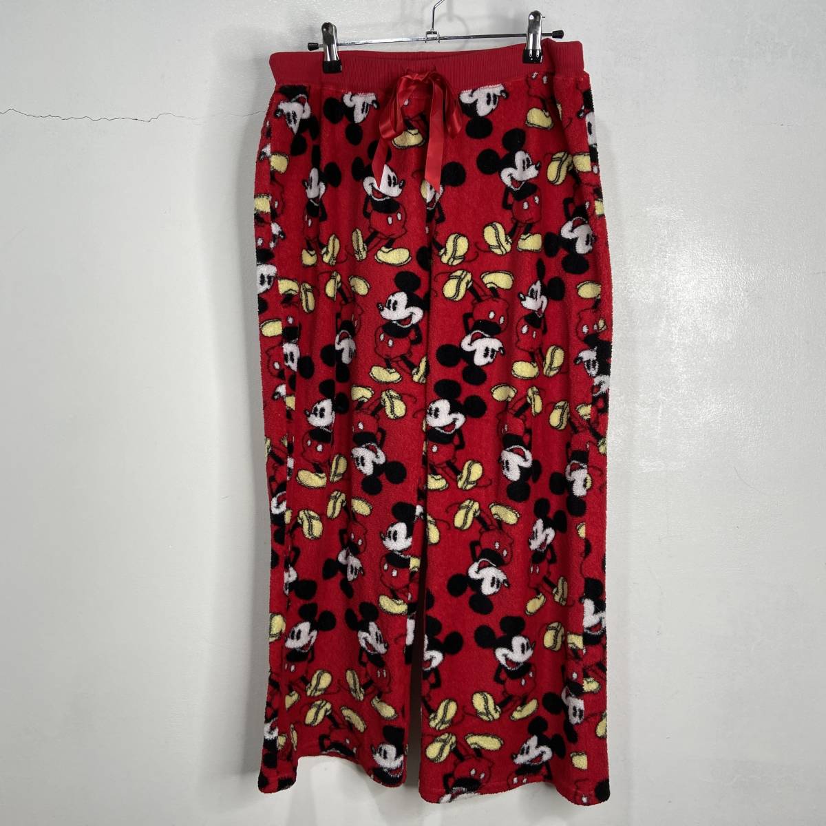 送料無料☆Disney☆ディズニー☆ミッキーマウス☆総柄イージーパンツ☆パジャマパンツ☆レッド☆レディースM☆C23拍卖