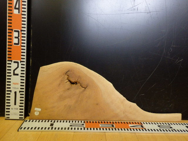 e3032239 欅●約55cm×厚1cm☆無垢板1枚板 木材 板 DIY 板材 天板 棚板 テーブル 看板 花台など種類豊富!拍卖