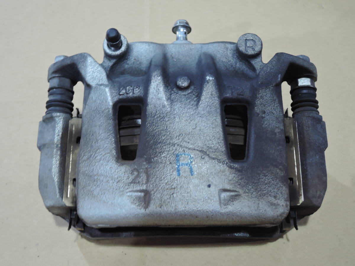 即決/即納 ZE0 リーフ G 純正 フロント 右 ブレーキキャリパー 【検】 運転席側 ブレーキパッド N-6683拍卖