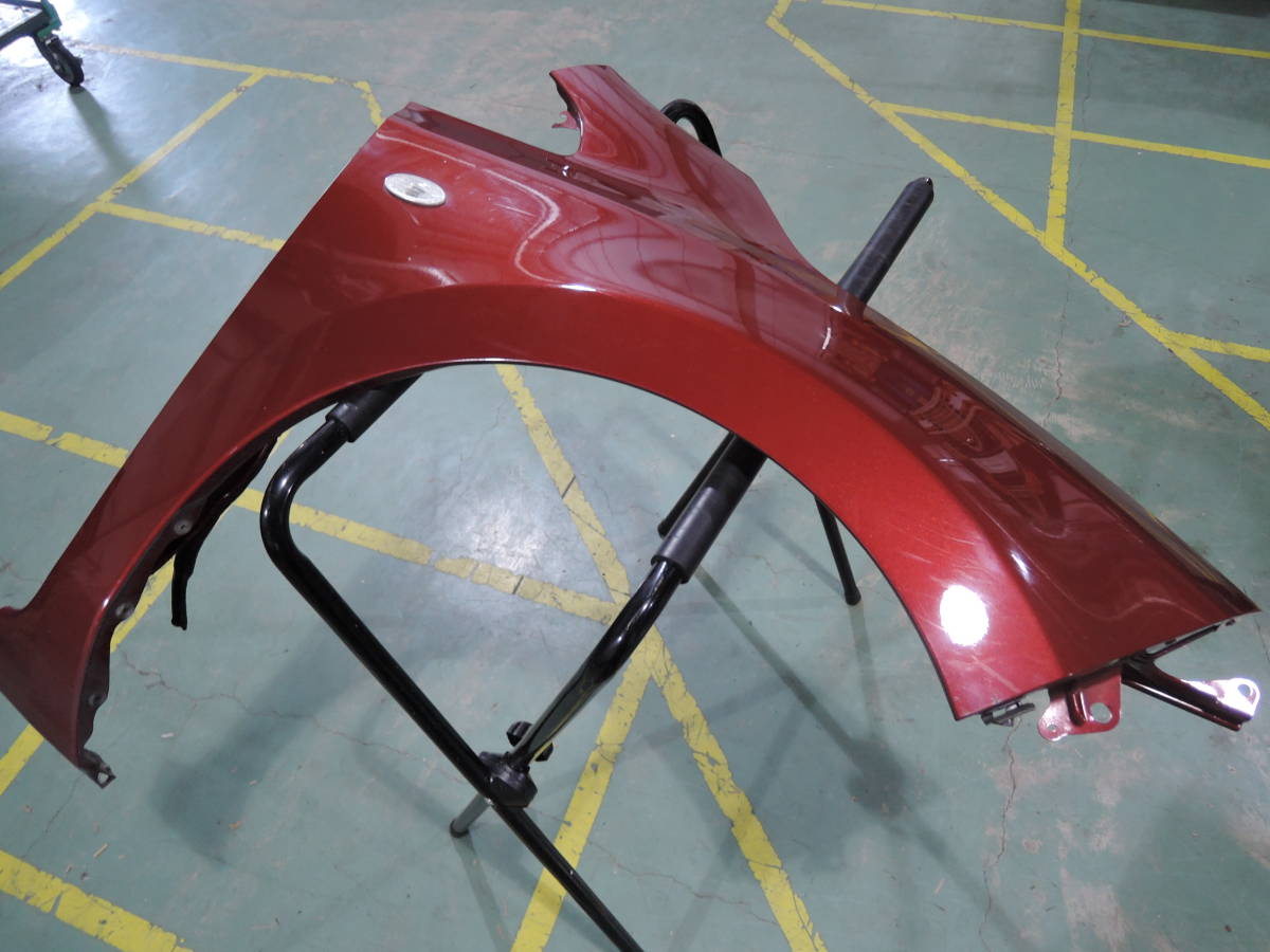 即決あり ZE0 リーフ G 【訳アリ】 純正 右 フロント フェンダー NAH/ラディアント レッド 【検】 赤 運転席側 サイドパネル N-6683拍卖