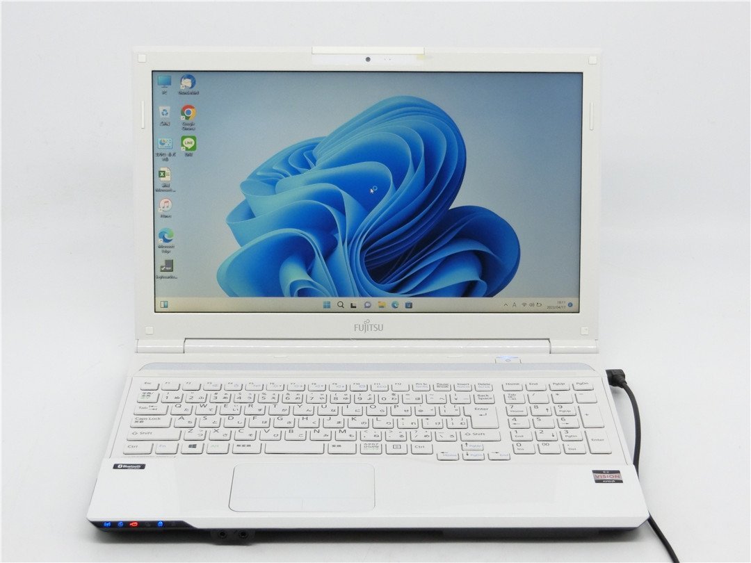 カメラ/中古ノートパソコンFMV AH40/J AMD E2-1800/15.6型/8GB/新品SSD256GB/HDMI/USB3.0/WIFI/WIN11Pro/office搭載 送料無料拍卖