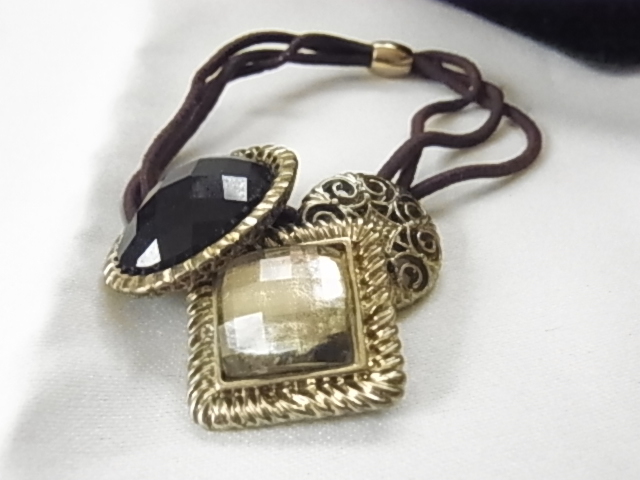 輝くビジューストーン クラシカルなデザイン ヘアゴム拍卖