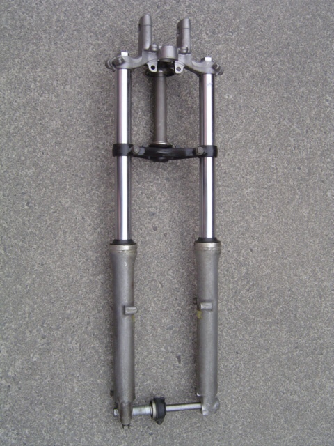 〇ホンダ GB250(MC10)純正 フロントフォーク(トップ+ステム付属)拍卖