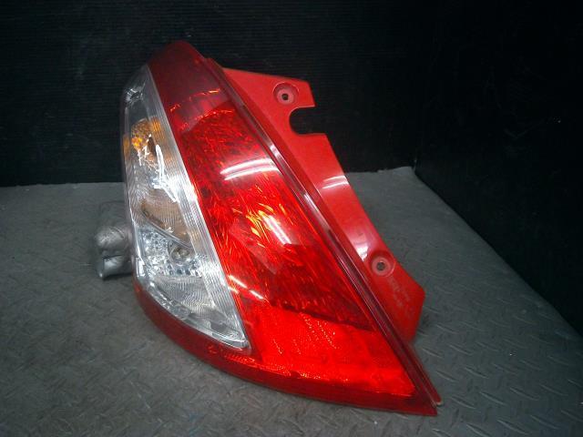 スイフト ZC72S 左 テール ランプ ライト 35670-71L00拍卖