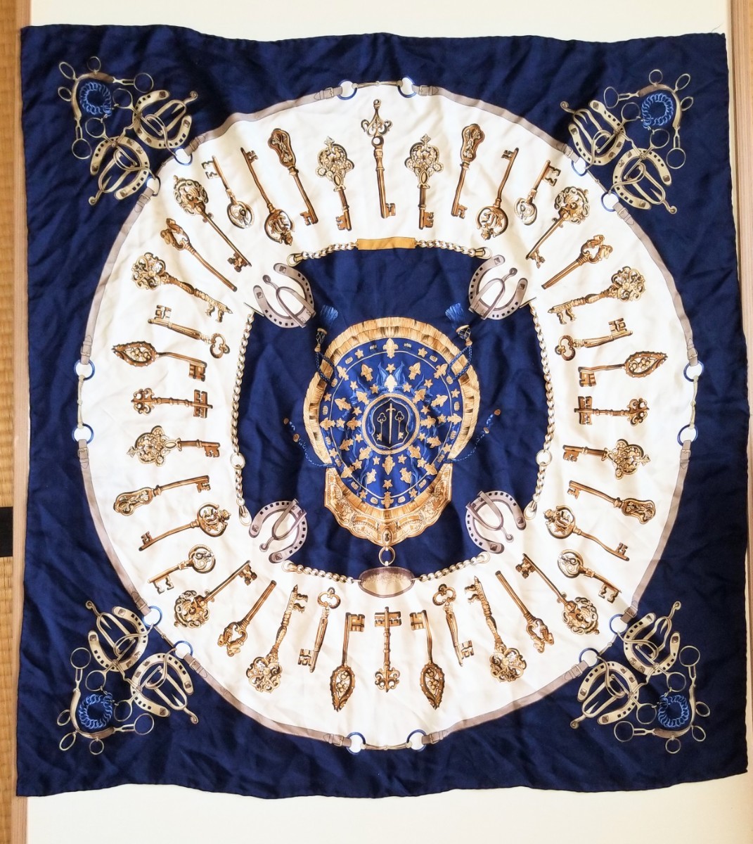 スカーフ 3拍卖