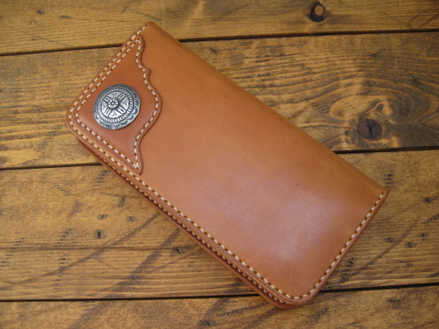 ★サドルレザーロングウォレット シルバーコンチョ ナチュラル★ 手縫い ハーレー ハンドメイド バイカー拍卖