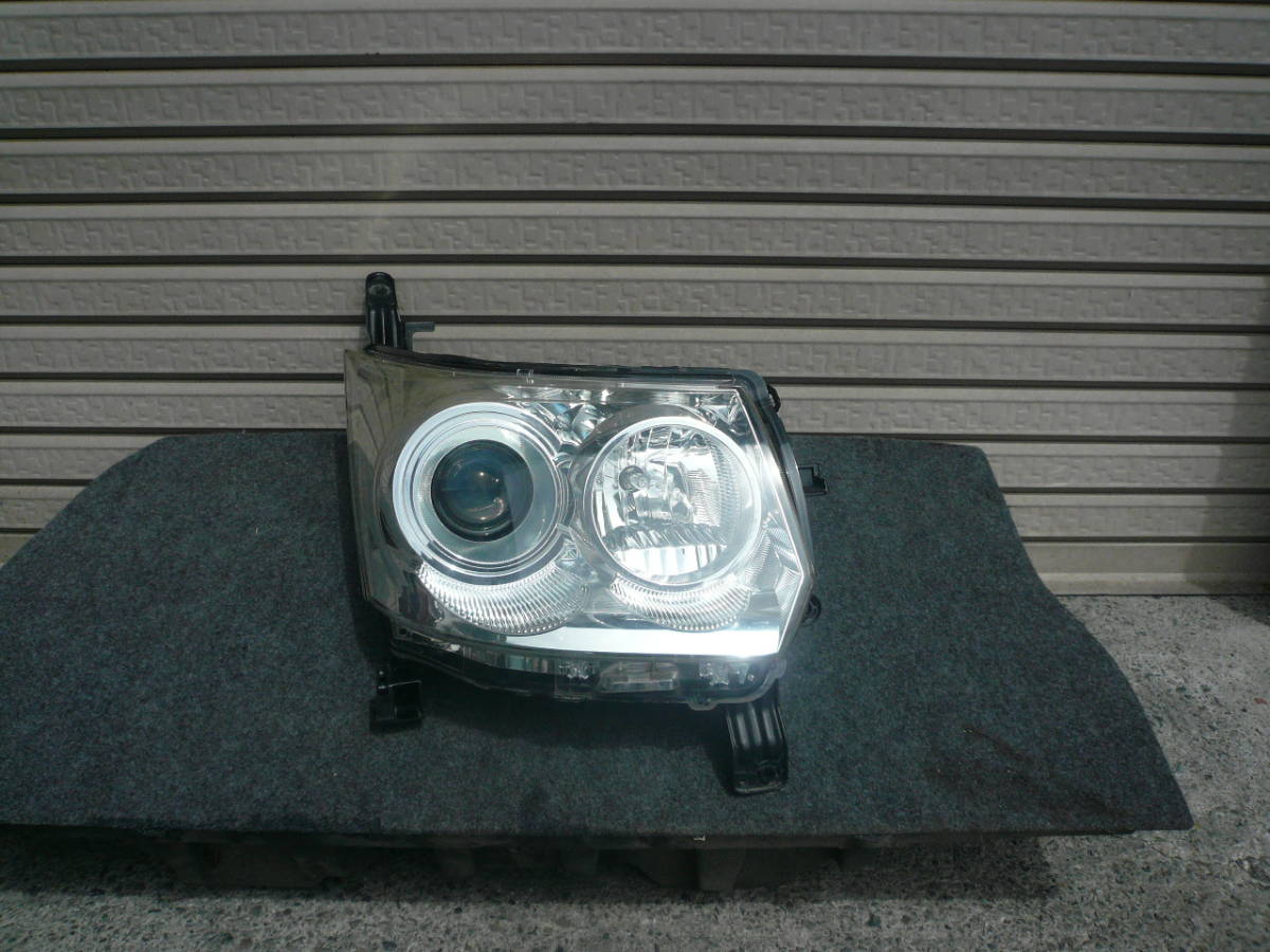 306:ダイハツ ムーヴカスタム L175S/L185S 後期型 右ヘッドライト拍卖