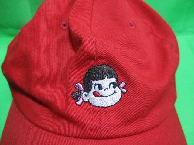 男女兼用 人気の赤 ペコちゃん 帽子 不二家 正規品 キャップ 刺繍拍卖