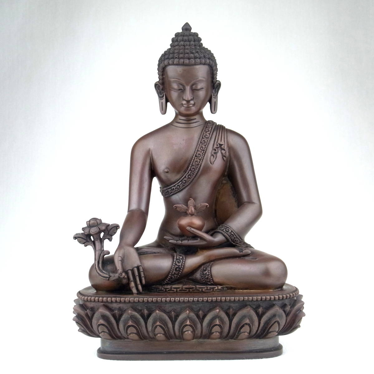 【価格交渉可能】仏陀誕生の地 ネパール製 病気平癒の神様 薬師如来座像 銅製拍卖
