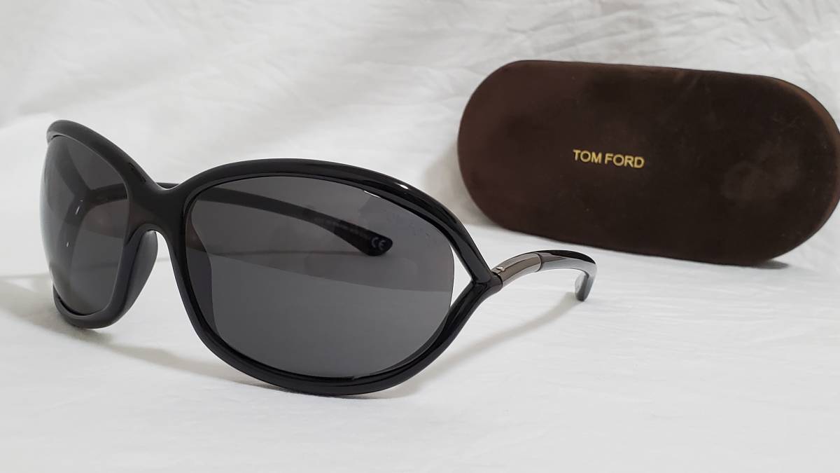 正規未 レア TOM FORDトムフォード グラマラスサングラス 黒 hyde着 同型 ロゴ オープンフレームアイウェア メタリック装飾コンビ 付属有拍卖