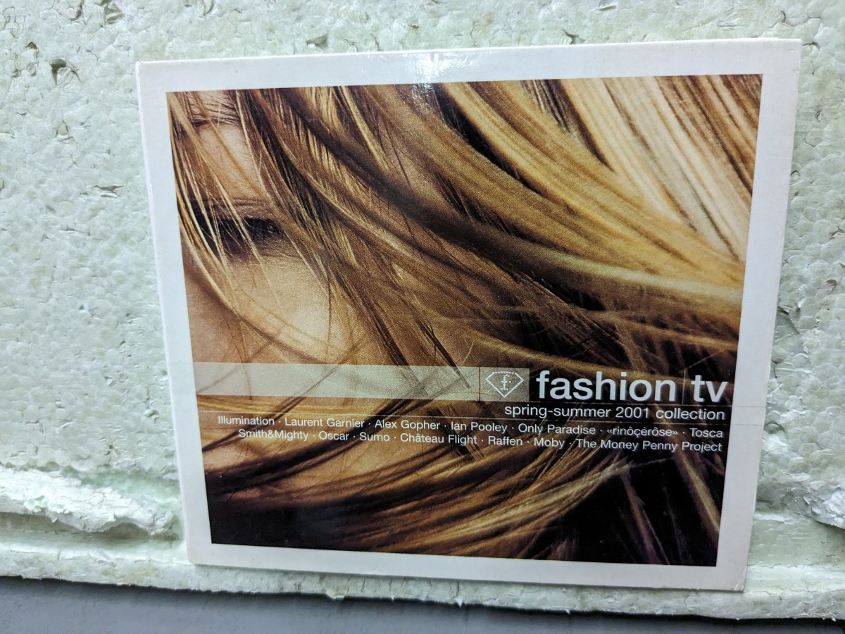 fashion TV spning -summer 2001 collection 拍卖