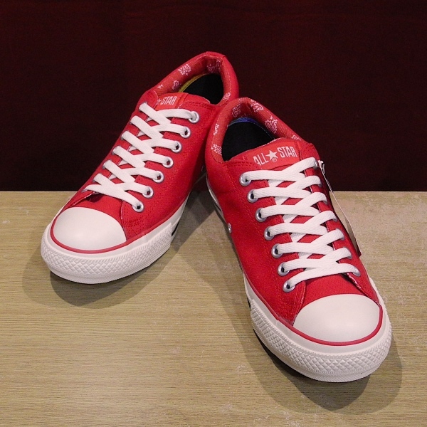 新品 コンバース US限定 ALL STAR STREET FAT Low オールスター 赤 / 白 ペイズリー柄 26cm 未使用拍卖