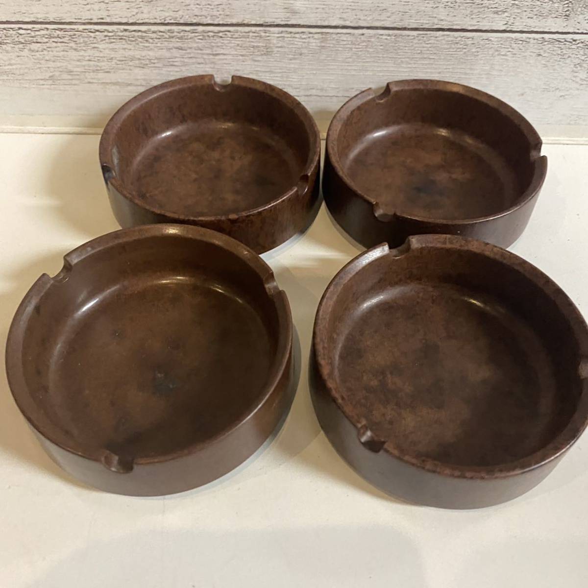 プラスチック製 灰皿 小さいサイズ 茶色 4個セット 飲食店などに アッシュトレイ拍卖