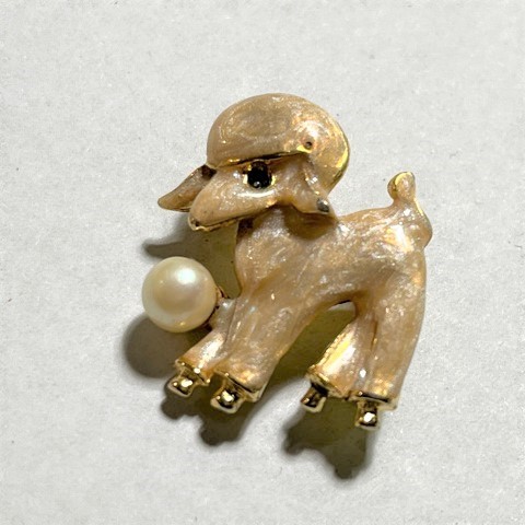 【17】 ホワイト プードルさんのブローチ ブローチ 2.5×2.5㎝ 中古長期保管品拍卖