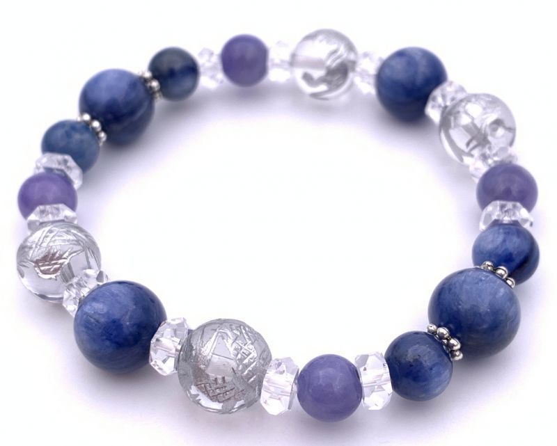 風水四神!天然石銀彫り水晶&タンザナイト&カヤナイトのブレスレット拍卖