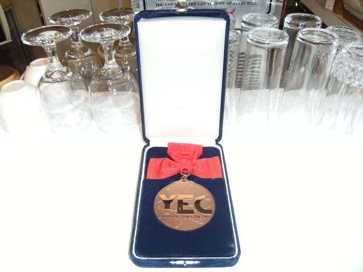 非売品★昭和レトロ★YEC YAMAHA ELECTONE CONCOURS 音楽 ヤマハエレクトーン コンクール 入賞 銅メダル 記念品 贈呈 電子オルガン ピアノ拍卖