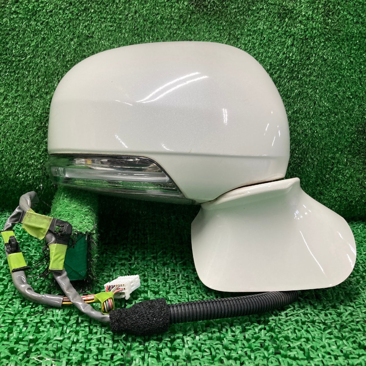 ♪♪最終値下げ!! クラウン アスリート GRS204 右 ドアミラー サイドミラー カラー 062 カプラ1ヶ13P ヒーター ウェルカムランプ付 (W28拍卖