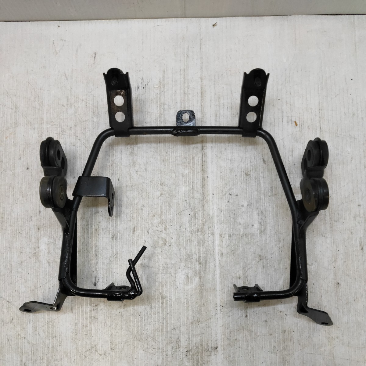 【0409-29】 カワサキ ZRX400? 純正ヘッドライトステー拍卖