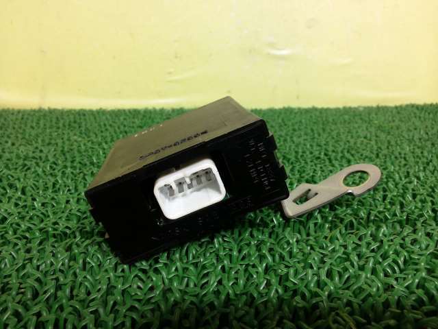 ★ S220V ダイハツ 純正 アトレー コンピュータ MPT 1337 ★管287247拍卖