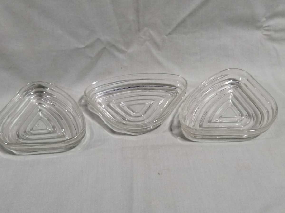 ガラス三角皿 3枚 1930年代 アメリカ アールデコ プレスガラス 型ガラス 組皿 ガラス器 食器 60G21w2拍卖