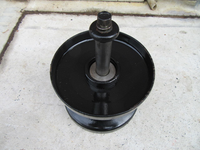 三菱コンバイン VMシリーズ用 転輪 オーバーホール済み 中古拍卖