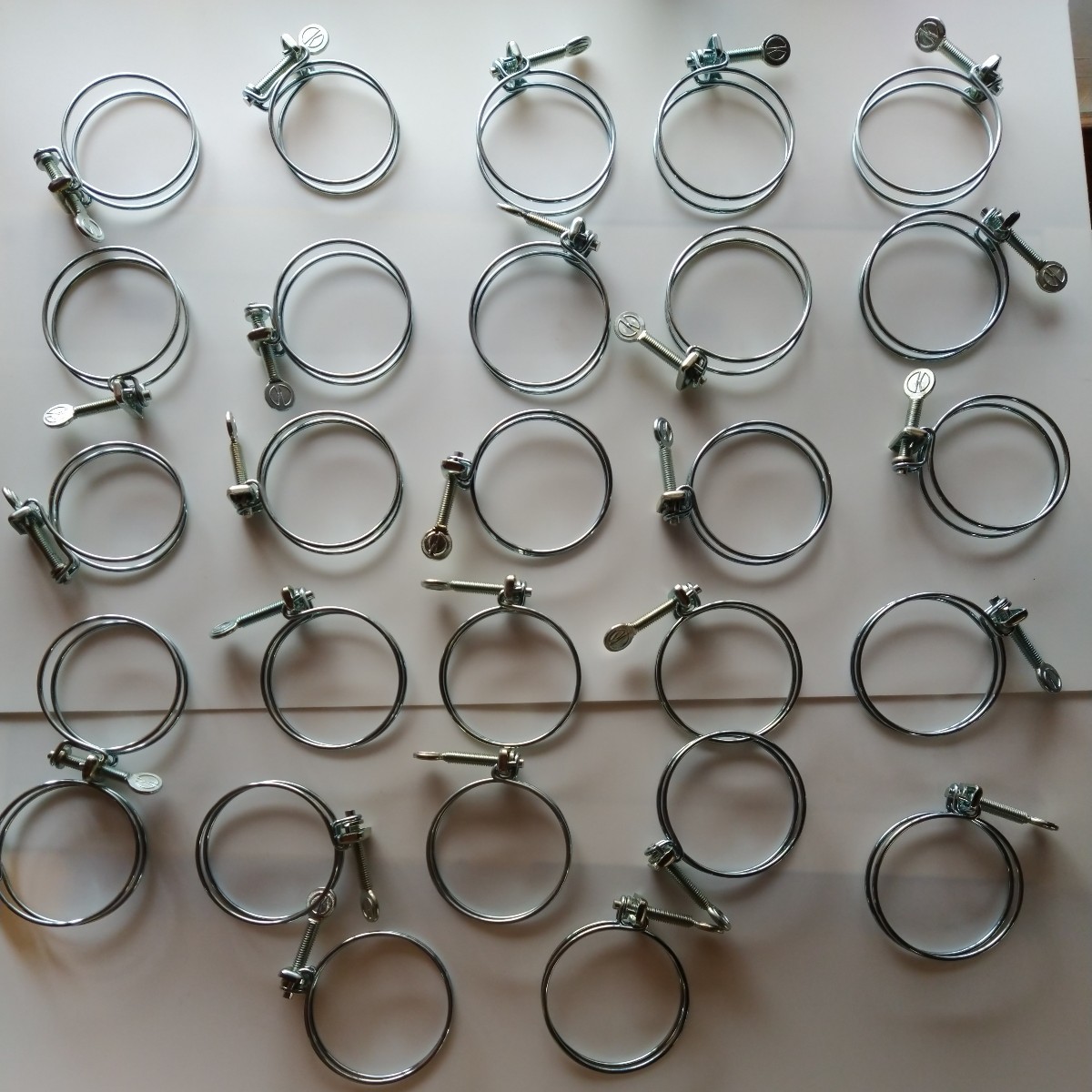 まとめて特価!カクダイのワイヤバンド5354-50 指ネジ式 27個まとめて特価! 27個しか入ってません!拍卖