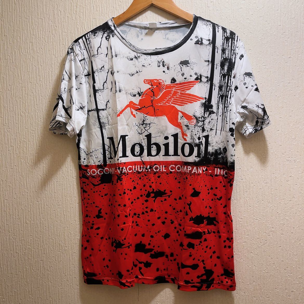 新品★ホワイト&レッド★Holden MoniloilTシャツ★ユニセックス★LTシャツ 拍卖